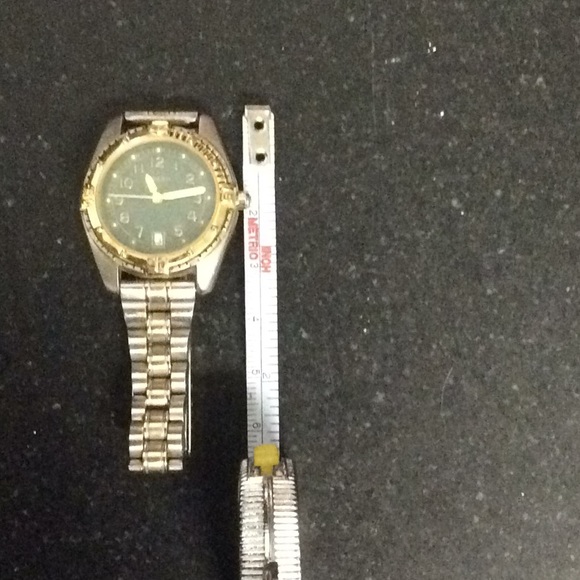 FOSSIL - Picture 3 of 5